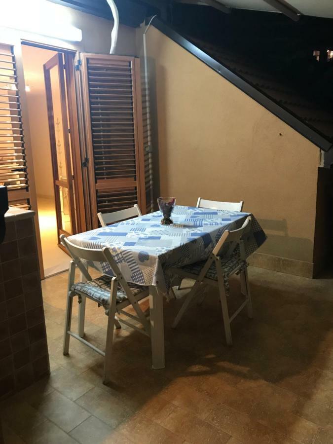 شقة La Casa Del Sole Sorgente يتوجاني المظهر الخارجي الصورة